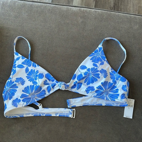 Bikini Set - Picture 5 of 8